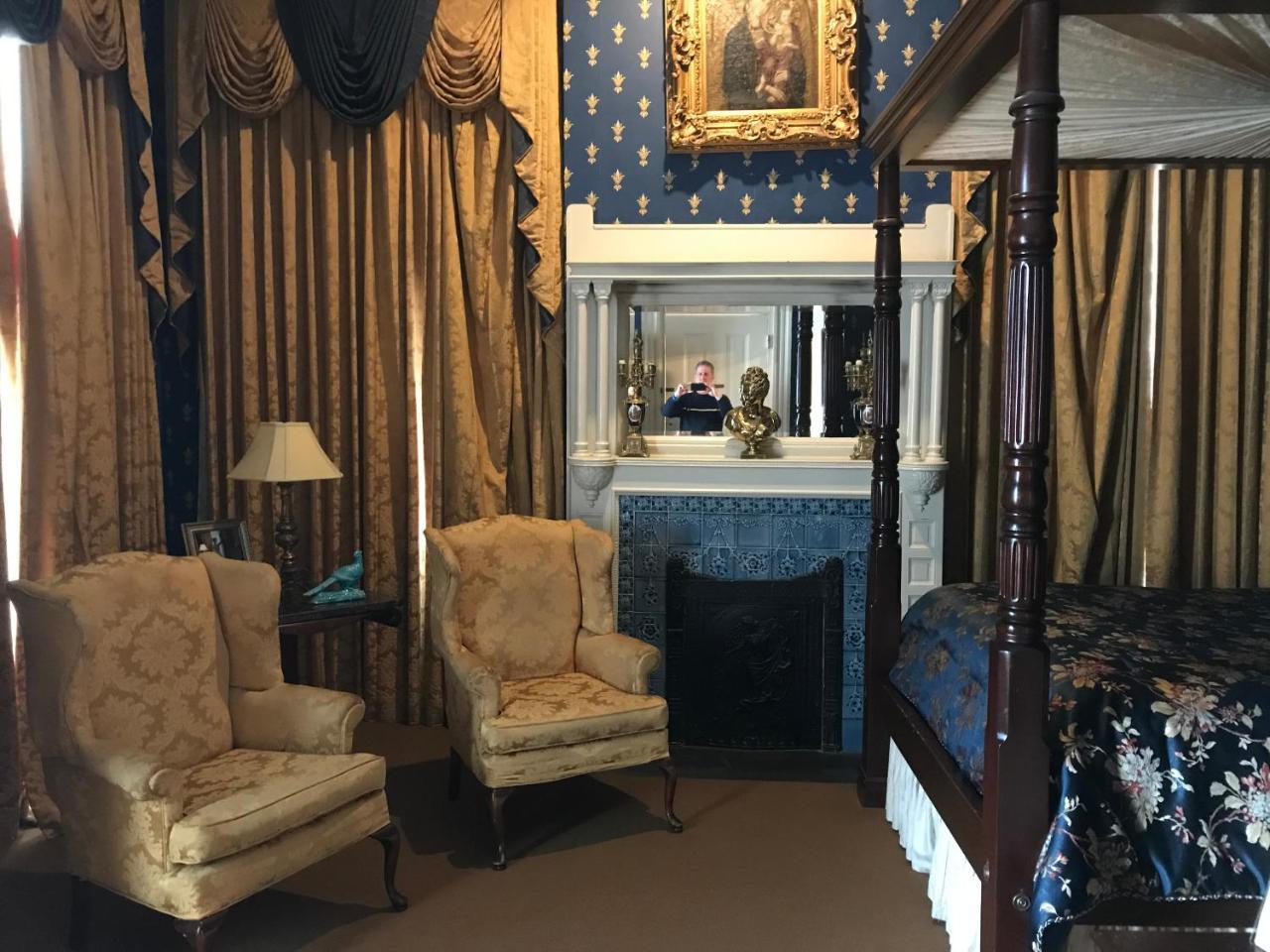 Queen Room Newman Room,1305774598:JPEG